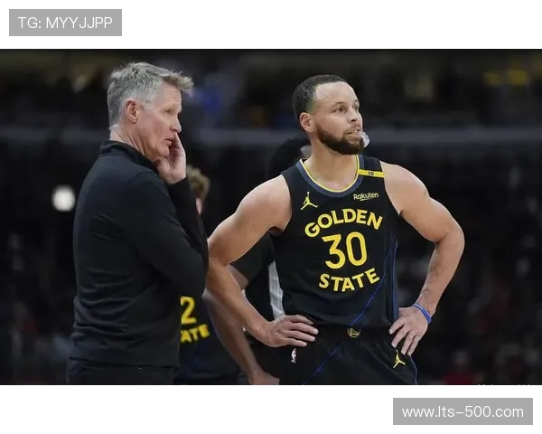 勇士库里连续命中三分，客场追分浪潮掀起